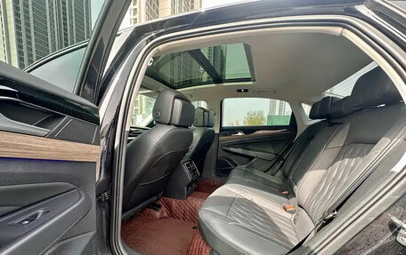 Volkswagen Passat B8 рестайлинг, 2021 год, 2 200 333 рублей, 12 фотография