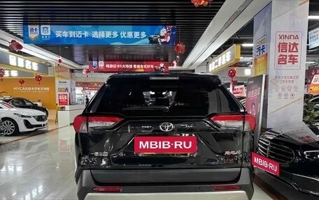 Toyota RAV4, 2023 год, 2 550 574 рублей, 4 фотография
