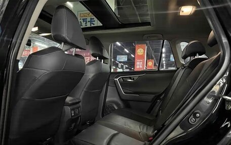 Toyota RAV4, 2023 год, 2 550 574 рублей, 11 фотография