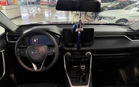 Toyota RAV4, 2023 год, 2 550 574 рублей, 14 фотография