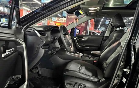Toyota RAV4, 2023 год, 2 550 574 рублей, 17 фотография