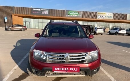 Renault Duster I рестайлинг, 2014 год, 980 000 рублей, 2 фотография