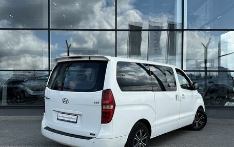 Hyundai Grand Starex Grand Starex I рестайлинг 2, 2011 год, 1 380 000 рублей, 6 фотография