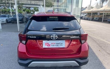 Toyota Yaris XP150 рестайлинг, 2022 год, 1 350 000 рублей, 6 фотография