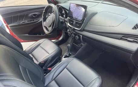 Toyota Yaris XP150 рестайлинг, 2022 год, 1 350 000 рублей, 10 фотография