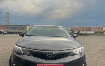 Toyota Camry, 2013 год, 900 000 рублей, 1 фотография
