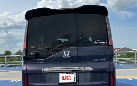 Honda Stepwgn IV, 2017 год, 1 970 000 рублей, 7 фотография