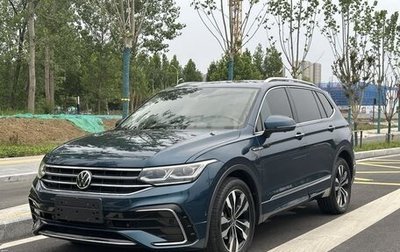 Volkswagen Tiguan II, 2022 год, 3 400 000 рублей, 1 фотография