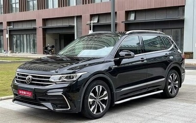 Volkswagen Tiguan II, 2022 год, 2 780 000 рублей, 1 фотография