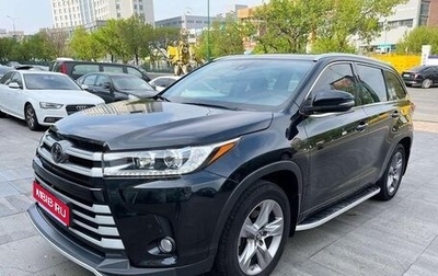Toyota Highlander III, 2021 год, 3 077 548 рублей, 1 фотография