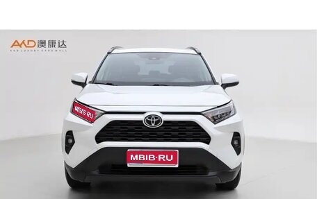 Toyota RAV4, 2023 год, 2 269 000 рублей, 1 фотография