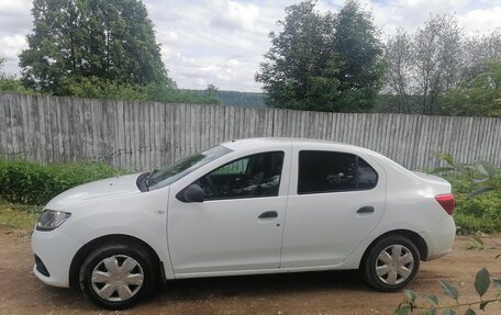 Renault Logan II, 2017 год, 330 000 рублей, 4 фотография