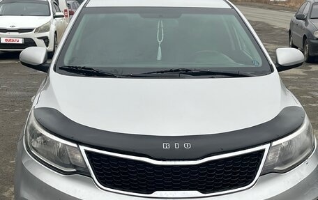 KIA Rio III рестайлинг, 2015 год, 680 000 рублей, 2 фотография