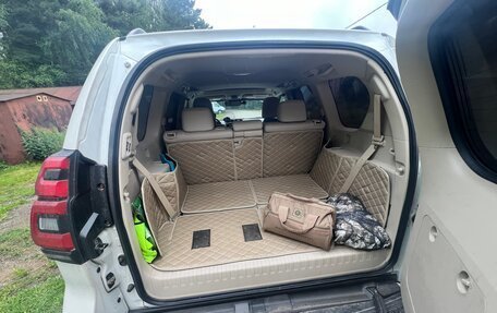 Toyota Land Cruiser Prado 150 рестайлинг 2, 2018 год, 6 700 000 рублей, 8 фотография