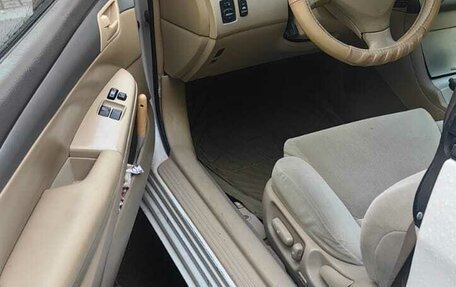Toyota Camry Solara II, 2004 год, 750 000 рублей, 5 фотография