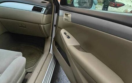 Toyota Camry Solara II, 2004 год, 750 000 рублей, 6 фотография