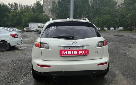 Infiniti FX I, 2006 год, 980 000 рублей, 6 фотография