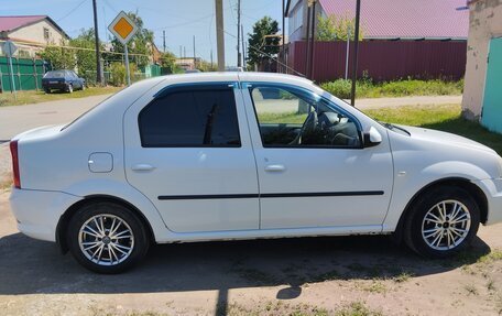 Renault Logan I, 2013 год, 520 000 рублей, 3 фотография