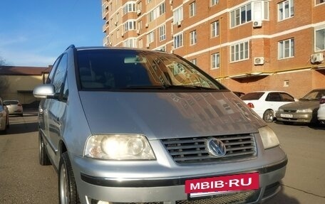 Volkswagen Sharan I рестайлинг, 2005 год, 780 000 рублей, 3 фотография