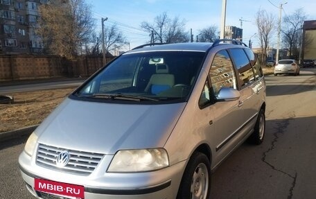 Volkswagen Sharan I рестайлинг, 2005 год, 780 000 рублей, 4 фотография