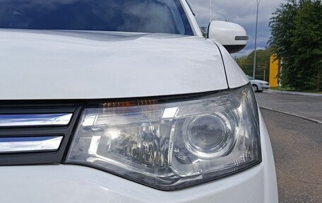 Mitsubishi Outlander III рестайлинг 3, 2014 год, 1 699 000 рублей, 21 фотография