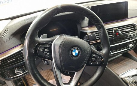 BMW 5 серия, 2019 год, 2 999 000 рублей, 6 фотография
