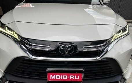 Toyota Harrier, 2020 год, 2 500 000 рублей, 4 фотография