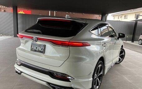 Toyota Harrier, 2020 год, 2 500 000 рублей, 17 фотография