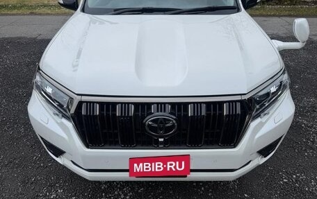 Toyota Land Cruiser Prado 150 рестайлинг 2, 2021 год, 3 500 000 рублей, 6 фотография