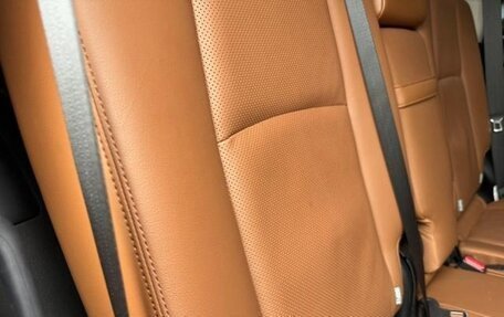 Toyota Land Cruiser Prado 150 рестайлинг 2, 2021 год, 3 500 000 рублей, 32 фотография