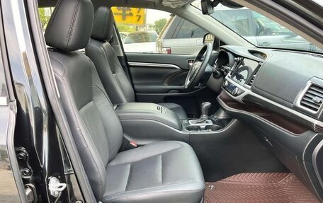 Toyota Highlander III, 2021 год, 3 077 548 рублей, 10 фотография