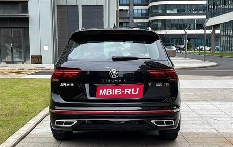 Volkswagen Tiguan II, 2022 год, 2 780 000 рублей, 9 фотография