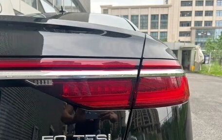 Audi A8, 2021 год, 5 900 000 рублей, 6 фотография