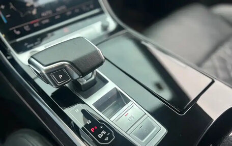 Audi A8, 2021 год, 5 900 000 рублей, 25 фотография