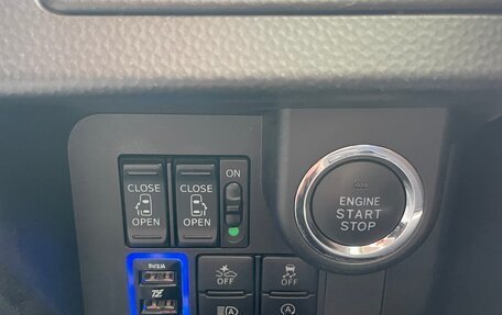 Toyota Roomy I, 2019 год, 1 250 000 рублей, 15 фотография