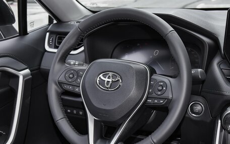 Toyota RAV4, 2023 год, 2 269 000 рублей, 8 фотография
