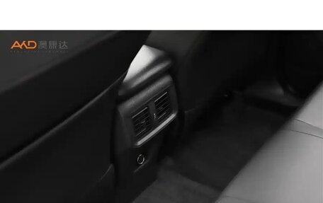Toyota RAV4, 2023 год, 2 269 000 рублей, 11 фотография