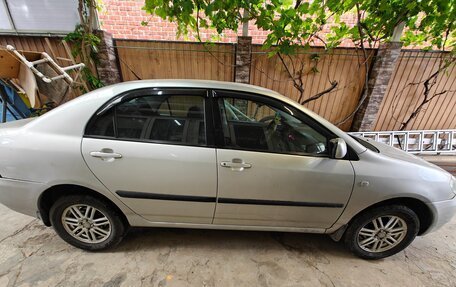 Toyota Corolla, 2003 год, 560 000 рублей, 3 фотография