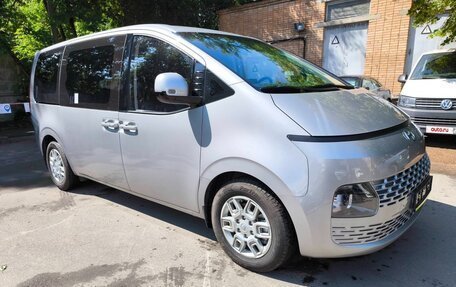 Hyundai Staria, 2023 год, 5 500 000 рублей, 25 фотография