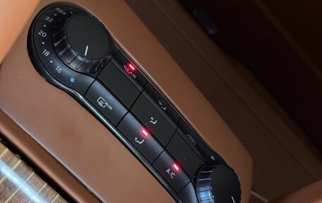 Mercedes-Benz Vito, 2019 год, 6 500 000 рублей, 23 фотография