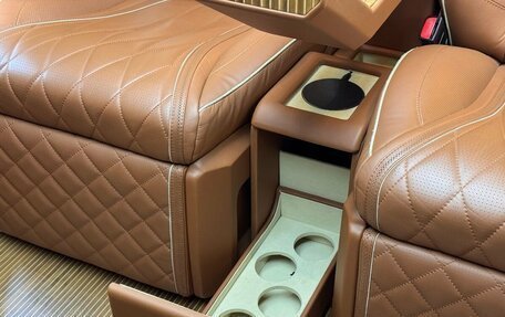 Mercedes-Benz Vito, 2019 год, 6 500 000 рублей, 34 фотография