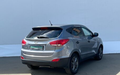 Hyundai ix35 I рестайлинг, 2015 год, 835 000 рублей, 8 фотография