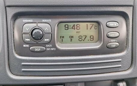 Toyota Yaris Verso, 2003 год, 199 000 рублей, 18 фотография