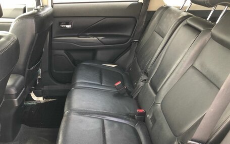 Mitsubishi Outlander III рестайлинг 3, 2012 год, 1 315 000 рублей, 21 фотография