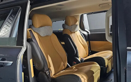 KIA Carnival, 2022 год, 2 160 000 рублей, 7 фотография