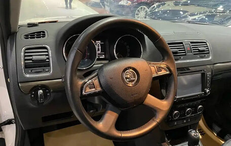 Skoda Yeti I рестайлинг, 2016 год, 1 600 055 рублей, 10 фотография