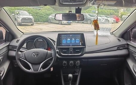 Toyota Vios III, 2022 год, 1 060 000 рублей, 10 фотография