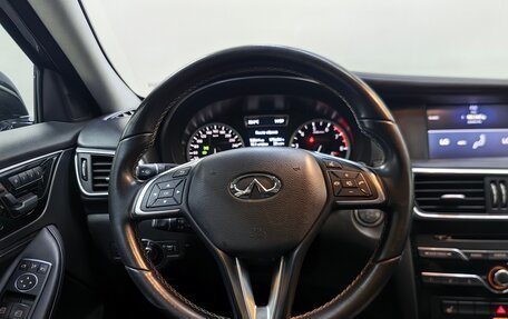 Infiniti QX30, 2017 год, 2 098 000 рублей, 11 фотография