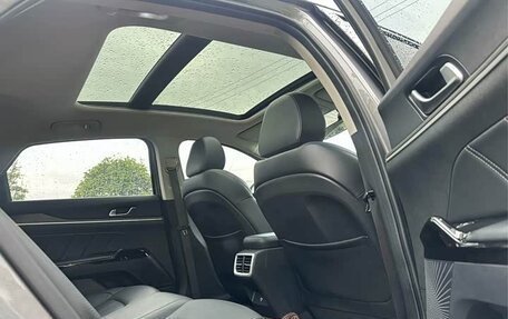 KIA K5, 2021 год, 2 200 000 рублей, 8 фотография
