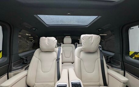 Mercedes-Benz V-Класс, 2025 год, 16 100 000 рублей, 14 фотография